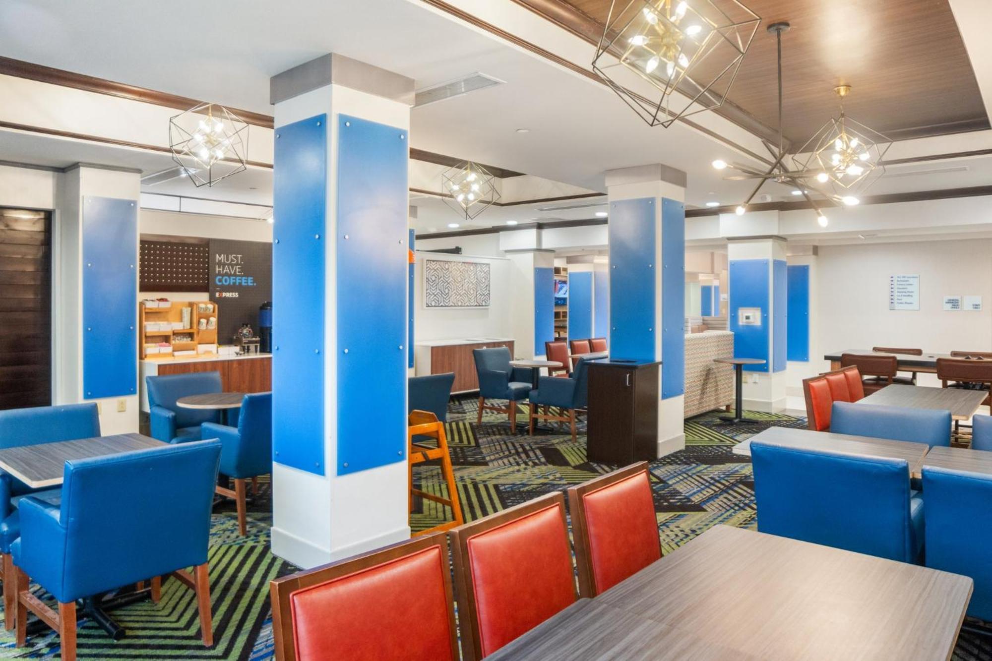 Holiday Inn Express And Suites Stroudsburg-Poconos By Ihg Ngoại thất bức ảnh